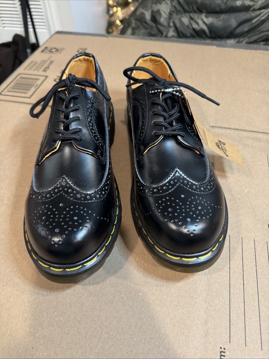 Dr.Martens 3989 Yellow Stitch Brogue Shoes Black Men display picture 1