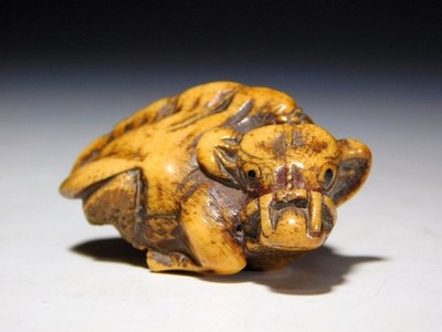 Ox Design Antler Carving 根付 Netsuke Edo original netsuke inro antique