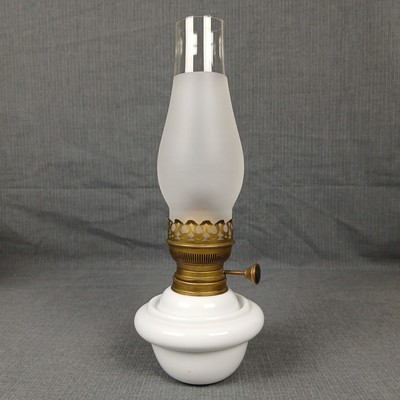 Antique Railroad Rail Car Lamp Paraffin Kerosene with Glass Shade J Dealbrenner