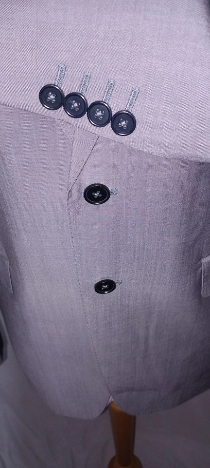 Gorgeous Paul Smith westbourne Italian Designer Mens Luxury Suit Worn Once - Image 4 of 4
