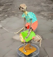 Signed Manuel Felguerez Leap Frog Welded Painted Metal Scultpure 10.5" Tall READ