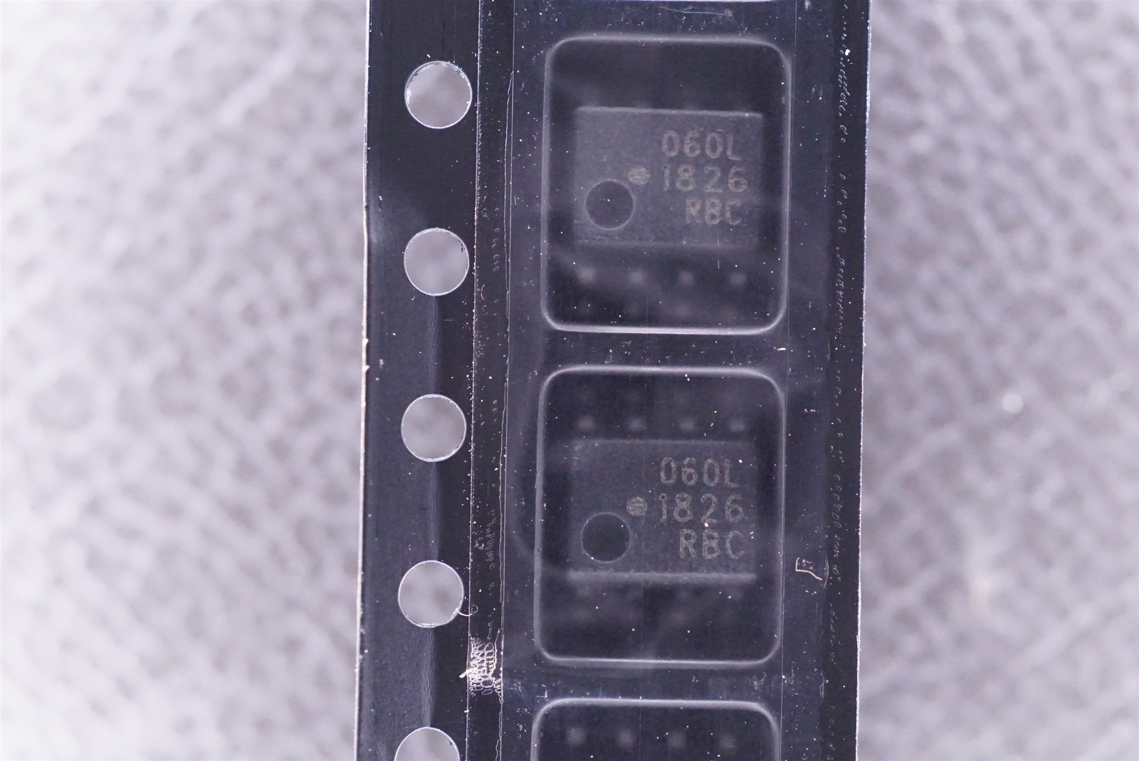 HCPL-060L-000E Broadcom Optocoupler Open Collector DC In 1 Ch 3750 Vrms SMT 8-SO