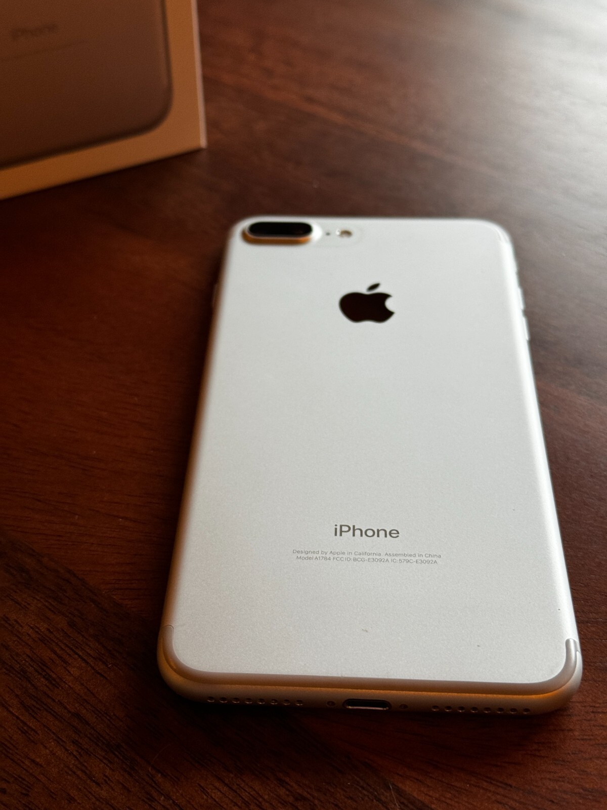 Apple iPhone 7 Plus - 128GB - Silver (AT&T) A1784 7426847514921 | eBay