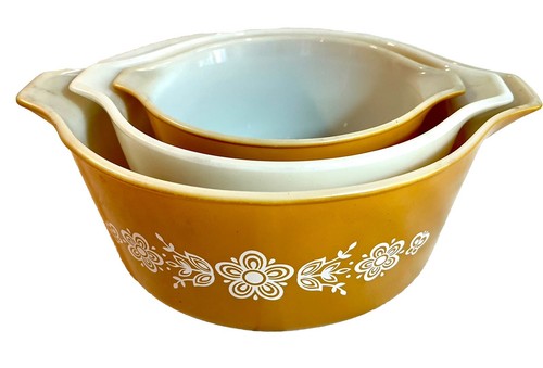set 3 Vtg Pyrex Nesting Mixing Bowl Butterfly Gold Batter bowls Cinderella - Picture 2 of 12