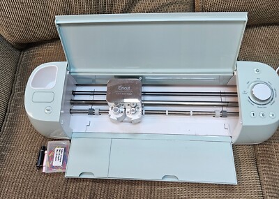 CRICUT Explorer Air 2 Mint Bundle Used Machine Excellent Condition