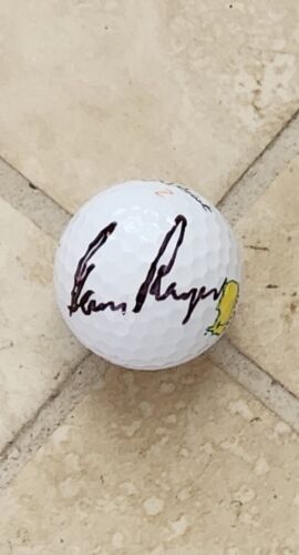 GARY PLAYER Signed MASTERS Logo Golf Ball-PGA - Picture 2 of 3