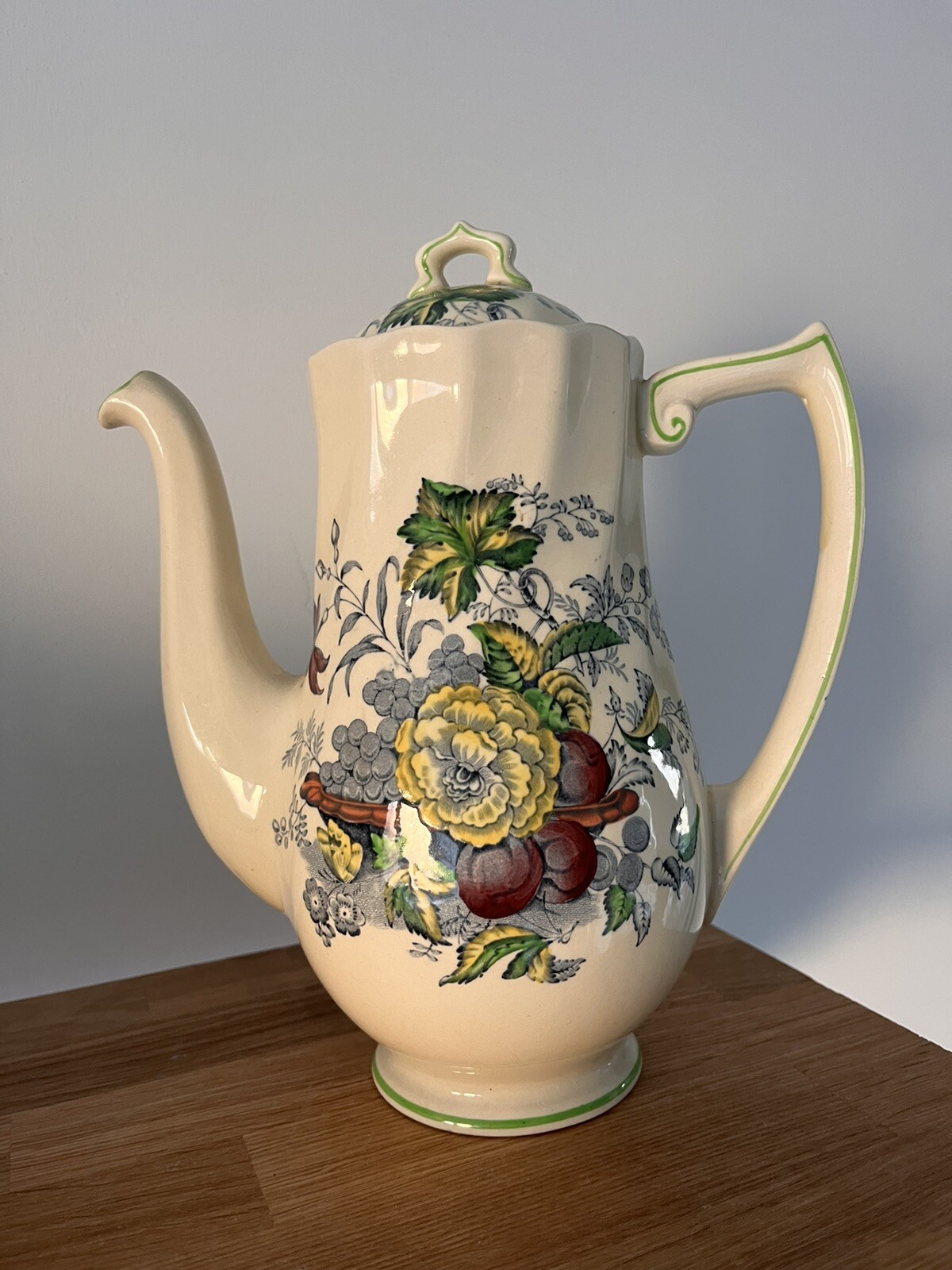 Royal Doulton “The Kirkwood” Tea Set Teapot, 6 Cups + Saucers Sugar