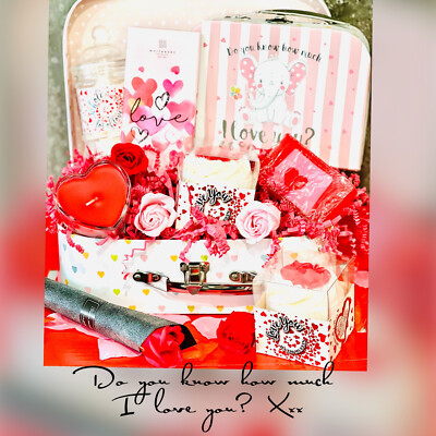 Valentine's Day 2026 In Paris: Romantic Experience Ideas To Gift Couples