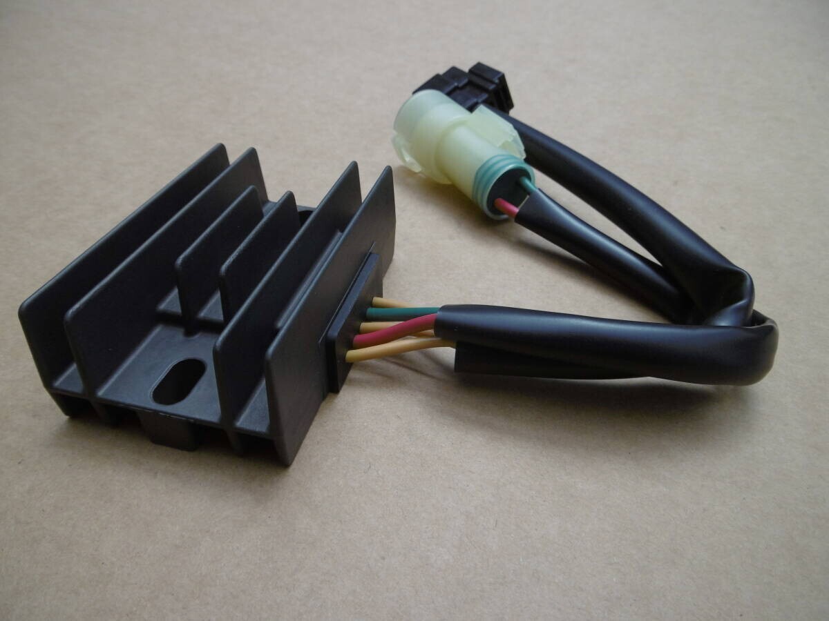 Honda XLR125R XLR200R XR200 Genuine Regulator 31600-KCN-003 New