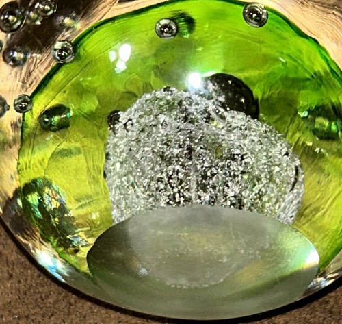 Vintage Murano Style Green Clear Bubble Art Glass Paperweight Hand Blown 4x3.5" - Picture 10 of 13