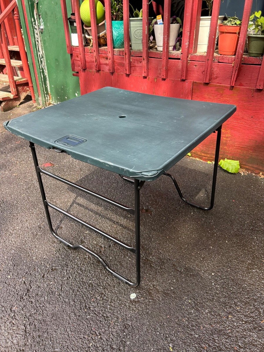 ✓ Honda CRV Picnic Table 2002-2006 OEM Rear Hatch Fold Up Cover