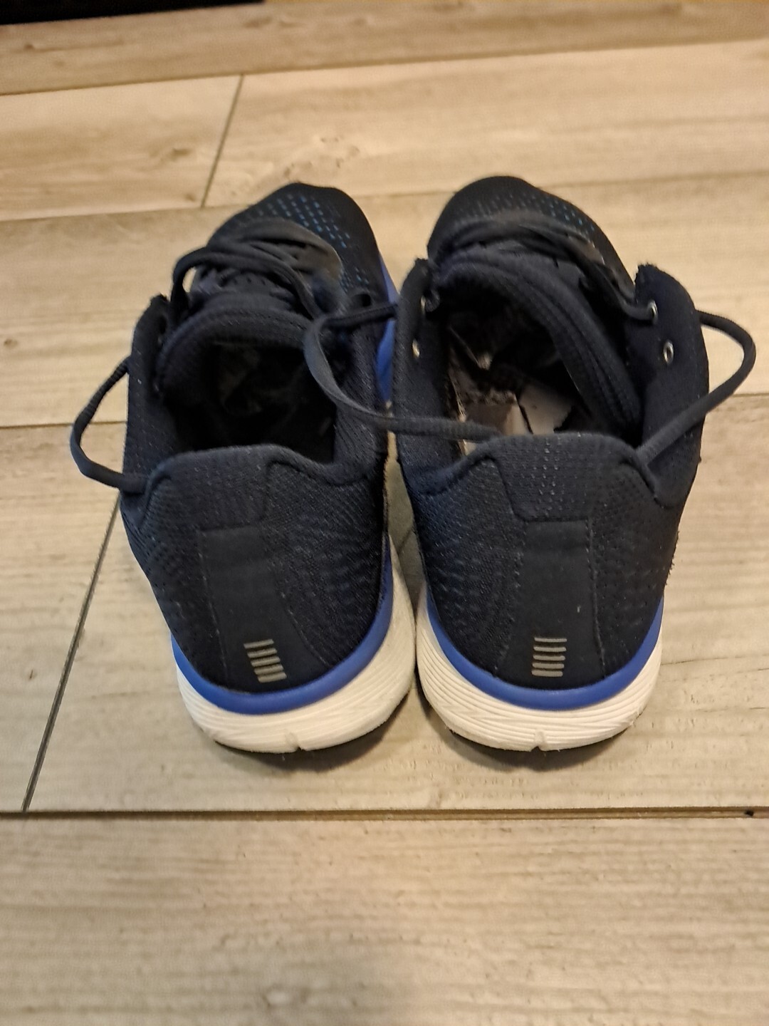 SAOLA Scarpe da corsa Under Armour Charged da uomo taglia 13 blu con logo UA 4501445706