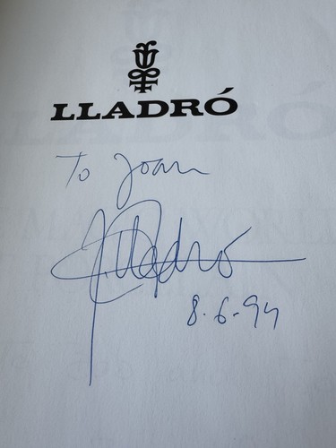 Lladró - The Magic World Of Porcelain SIGNED by Juan Lladró Hardcover - Picture 3 of 11