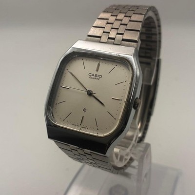 CASIO MQ-303 Square Herrenuhr Edelstahlband aus Japan