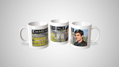 740 -  - Emmerdale - Genießen einer Tasse mit Kain Dingle