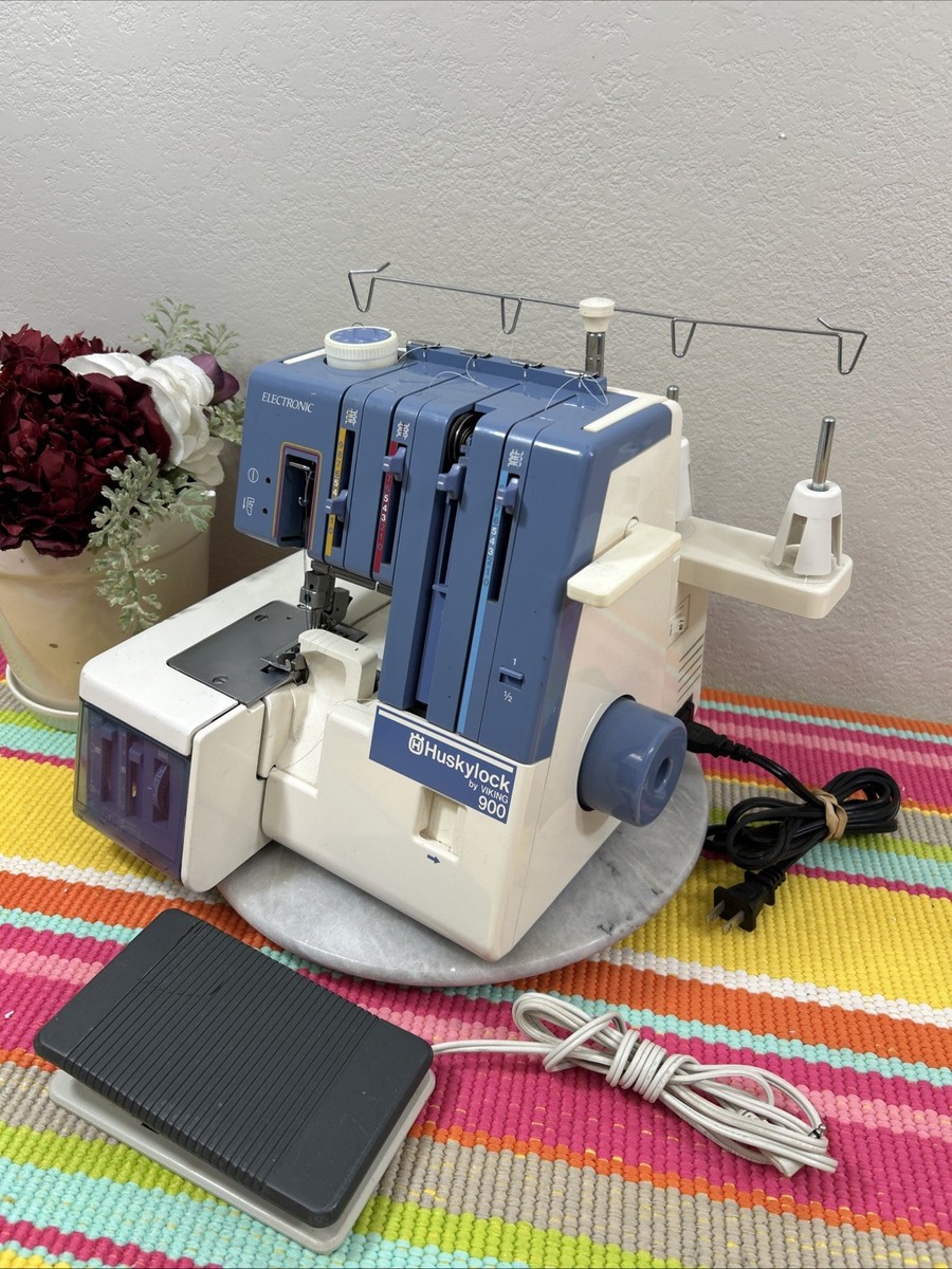 Vintage Husqvarna Viking Huskylock 900 Off White Sewing Machine