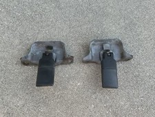 944 924 Manual Sunroof Rear Latches