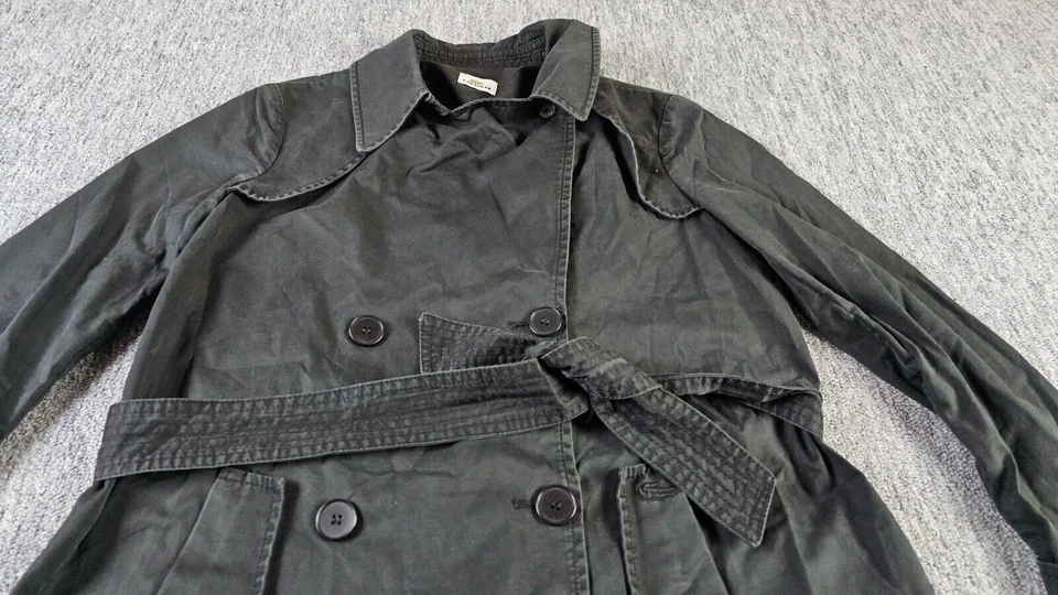 复古 Lacoste 风衣女式 38 黑色腰带 D-Breast 鳄鱼标志 — 第 4/4 张图片