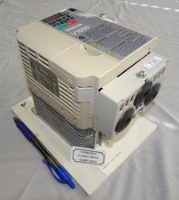 YASKAWA V1000 VARIABLE FREQUENCY DRIVE CIMR-VU4A0004FAA 4.1A 480V *TESTED* (710)