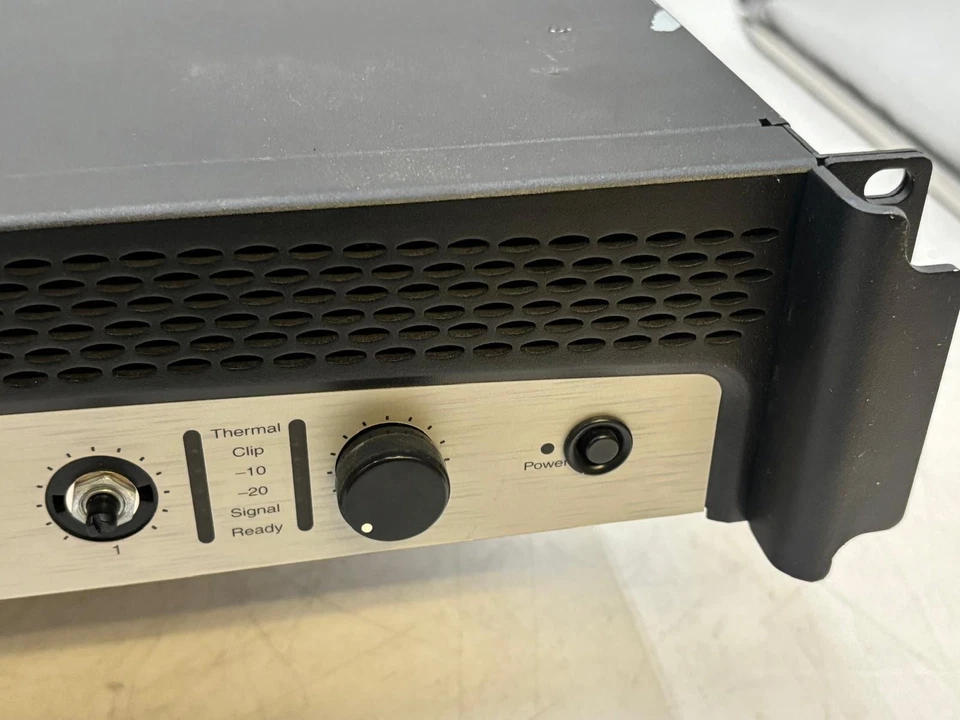 Amplificador de potencia Crown CDi 4000 DriveCore 2 canales - Falta perilla Foto 4 de 4