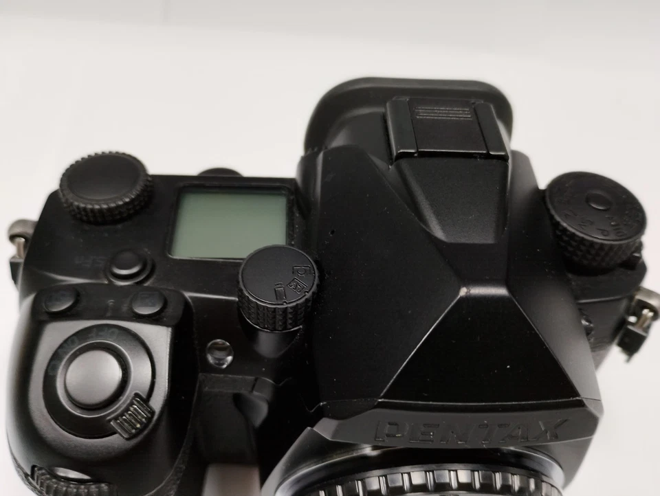 Pentax k-3 mark III negro azabache - Imagen 3 de 4