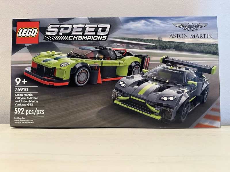 LEGO Speed Champions Aston Martin Valkyrie AMR Pro 76910