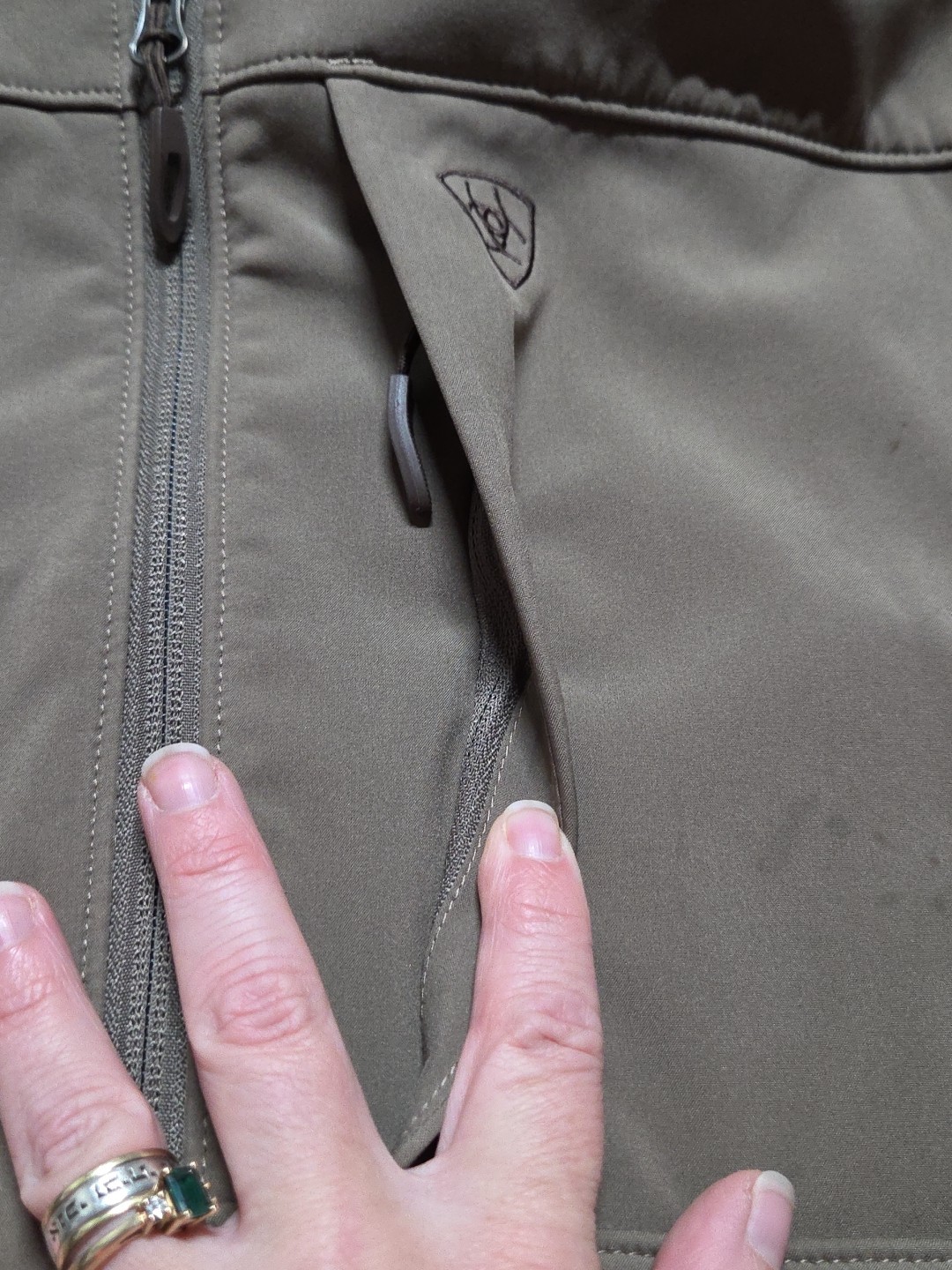 ARIAT Softshell Jacket Wind Water Protection Brow… - image 9