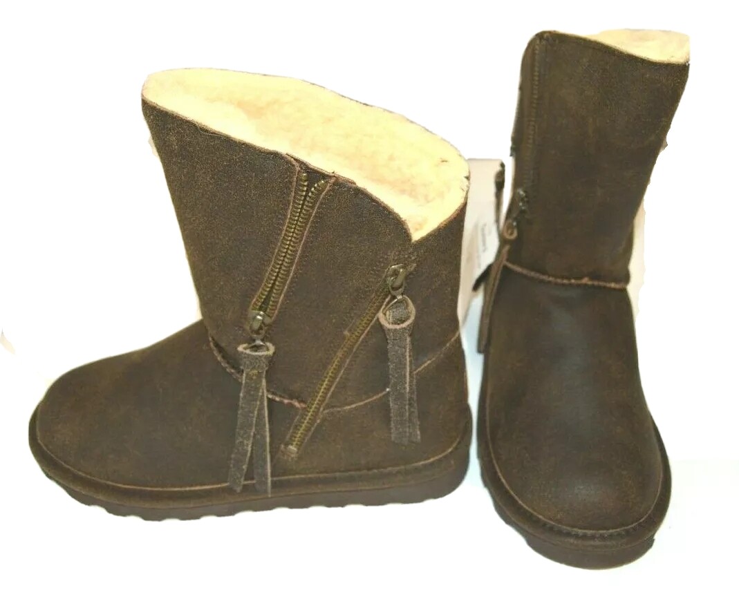 BEARPAW Mimi Distressed Suede Zipper 