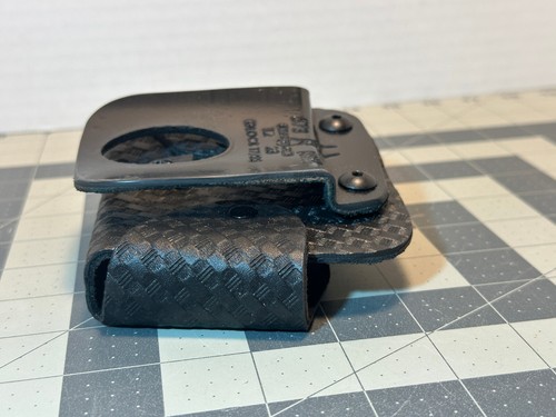 Safariland 573 Paddle LH Mag Pouch w/ Handcuff Case: GLOCK 17 22 etc - LEFT HAND - Picture 13 of 13