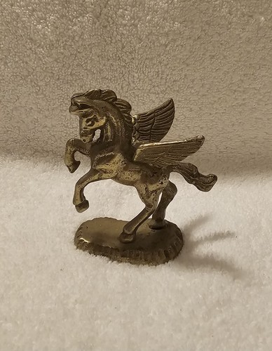 Vintage Solid Brass Pegasus Winged Horse With Base Figurine Fantasy Made Taiwan - Picture 3 of 7