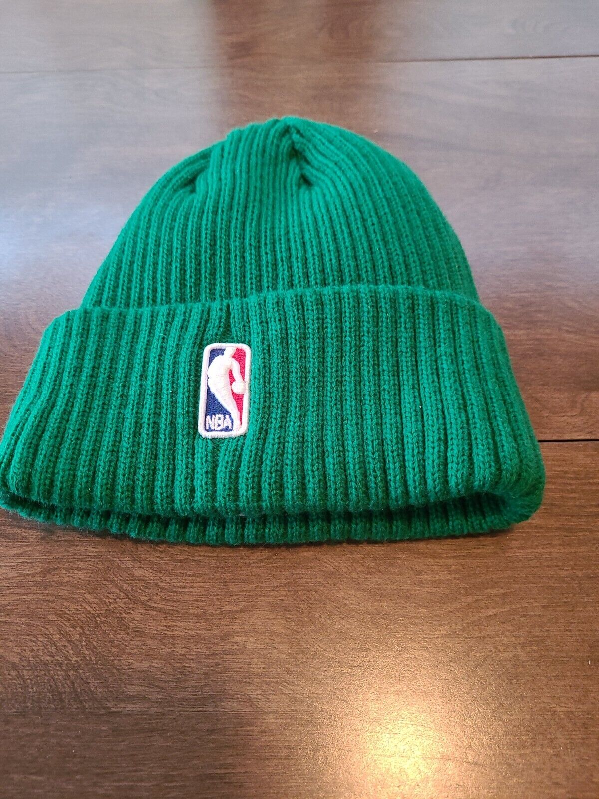 Nice New Era Boston Celtics Green Beanie Hat. NBA. NWOT