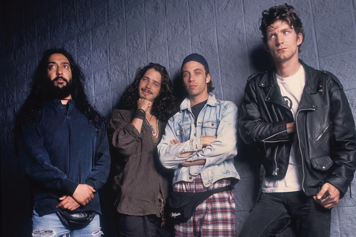Soundgarden Band Group Photo Poster 11x17 | eBay