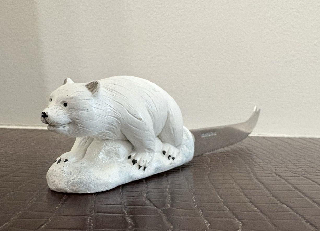 Pfaltzgraff Winter Frost Collection Polar Bear Cheese Spreader