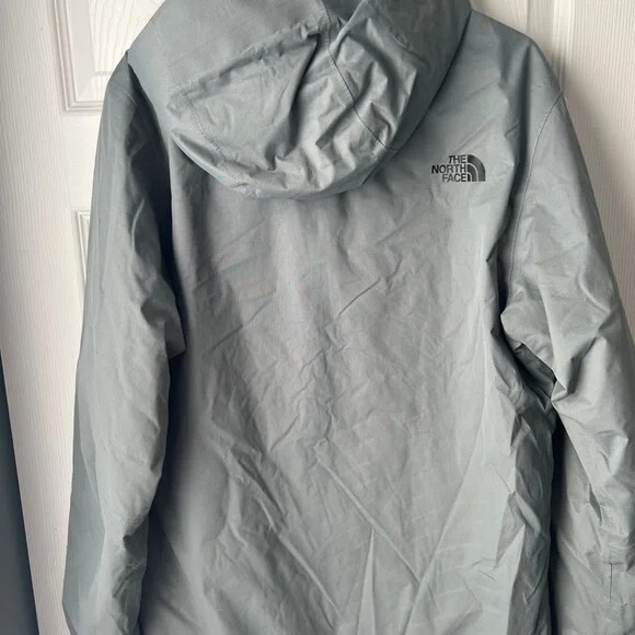The north face jacket light gray - image 2