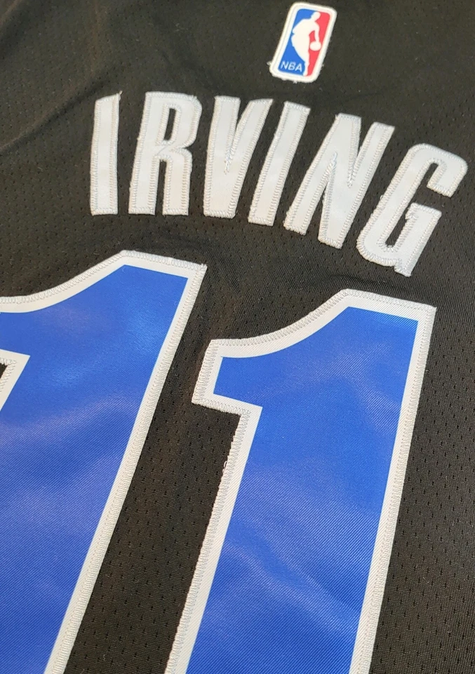 Camiseta deportiva YOUTH Kyrie Irving #11 Mavericks cosida negra edición City Swingman nueva con etiquetas Foto 2 de 3