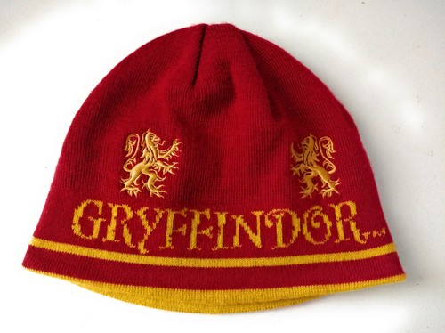 Gryffindor Beanie Hat Cap Maroon \u0026 Gold 