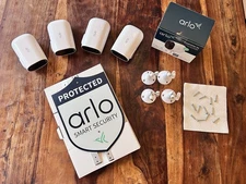 Lot of 4 arlo VMC2030-Essential