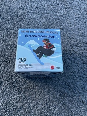 Mini Building Blocks Snowboarder In Mint Condition With 462 Pieces