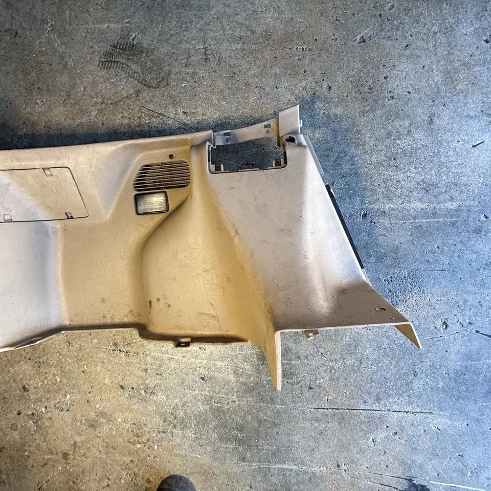 1995-1999 MITSUBISHI ECLIPSE TRASERO IZQUIERDO INTERIOR MALETERO CARGA DOBLADO MOLDURA OEM Foto 2 de 4
