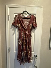 ASTR The Label Floral Hadley Maxi Wrap Dress Size M Feminine Flowy Floral