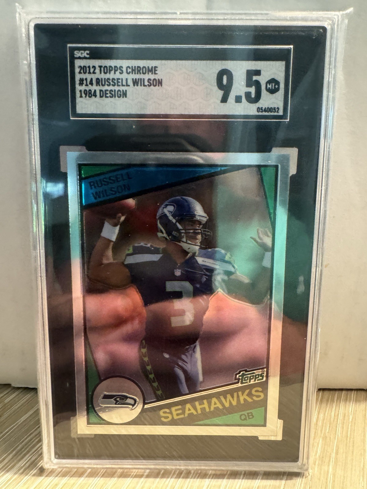 2012 Topps Chrome - 1984 Design Russell Wilson #14 (RC) SGC 9.5