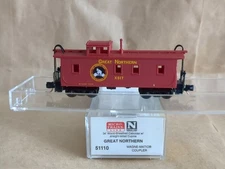 Micro-Trains #51110E Great Northern Caboose N scale