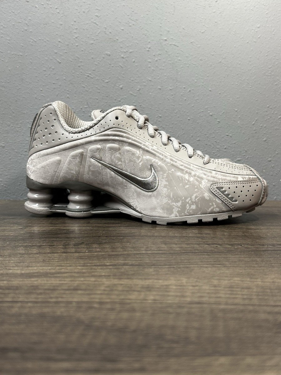 Nike Shox R4 Flat Pewter Floral HV0934-001 Women's Size 6 | eBay
