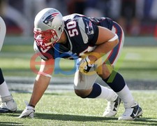 Rob Ninkovich at the Line New England Patriots 8x10 NFL Football Photo