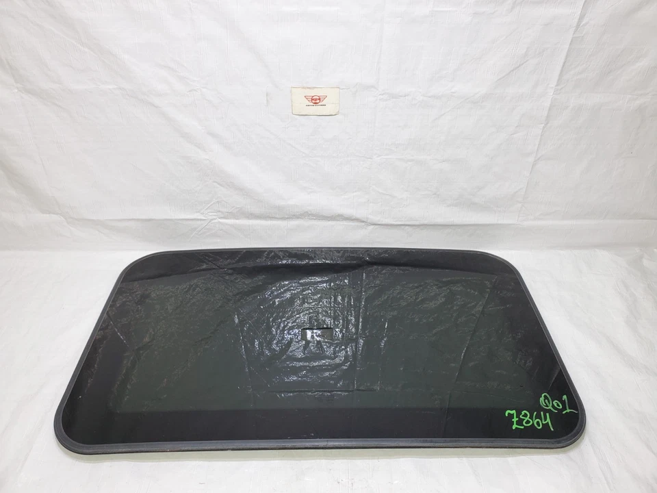 2006-2014 Volkswagen GTI Sunroof Sun Roof Glass FWD OEM 1K6-877-071 - Imagem 2 de 4