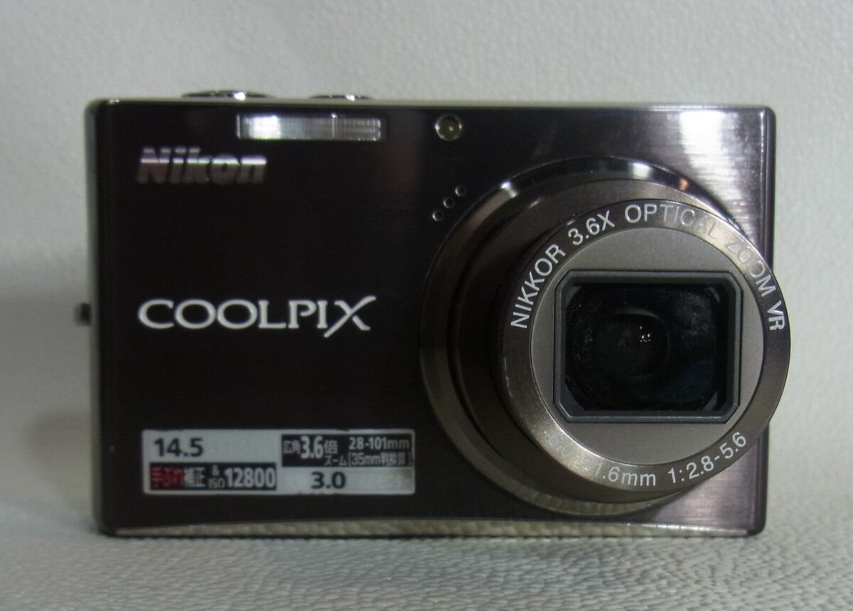 Nikon COOLPIX S710,14.5MP,3.6x,3.0in,Urban black,Excellent Nikon COOLPIX S710,14.5MP,3.6x,3.0in,Urban black,Excellent