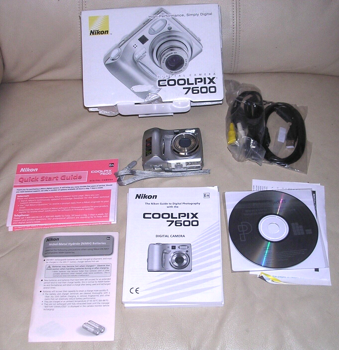 Nikon COOLPIX 7600 7.1MP Digital Camera - Silver for sale online