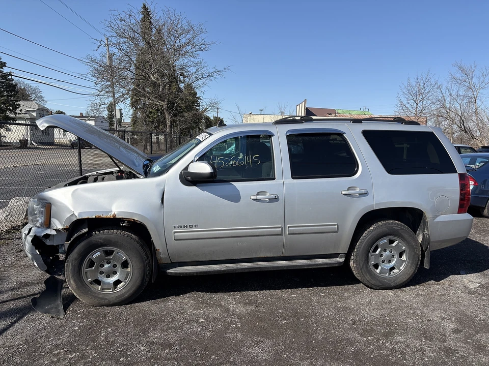 Motor limpiaparabrisas usado se adapta a: Chevrolet Tahoe 2011 grado A Foto 2 de 4