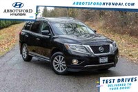 2014 Nissan Pathfinder SL - Leather Seats - Bluetooth