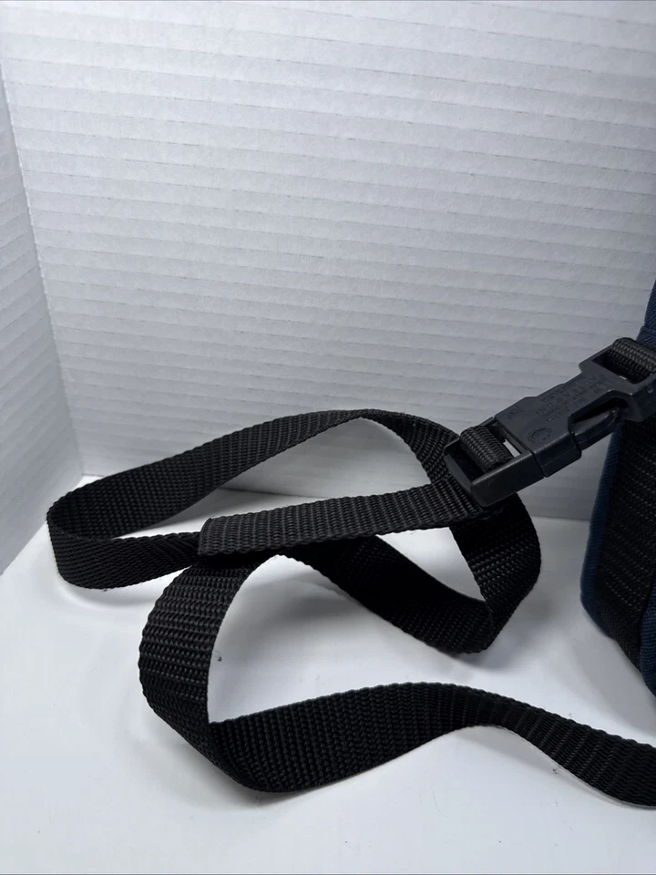 Vintage Tamrac Camera Bag Carrying Case, 1980’s, Made in USA Navy Blue - Image 4 of 4